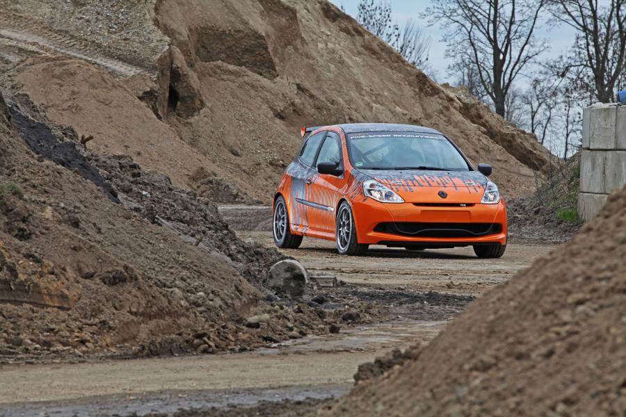  Renault Clio RS 200 EyeCatcher by Cam Shaft 2012 года  (фото 17 из 18)
